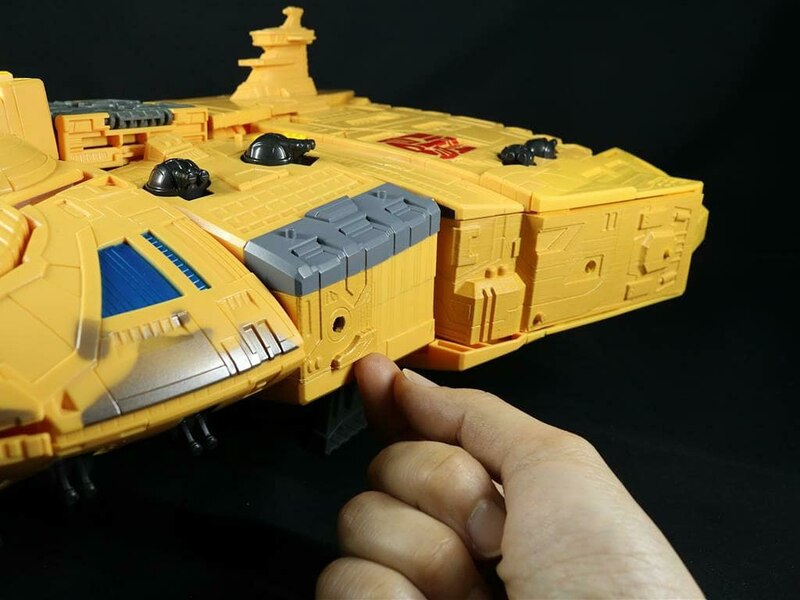 Kingdom Titan Class Autobot Ark Gap Fillers And More Upgrades From Funbie Studios  (4 of 32)